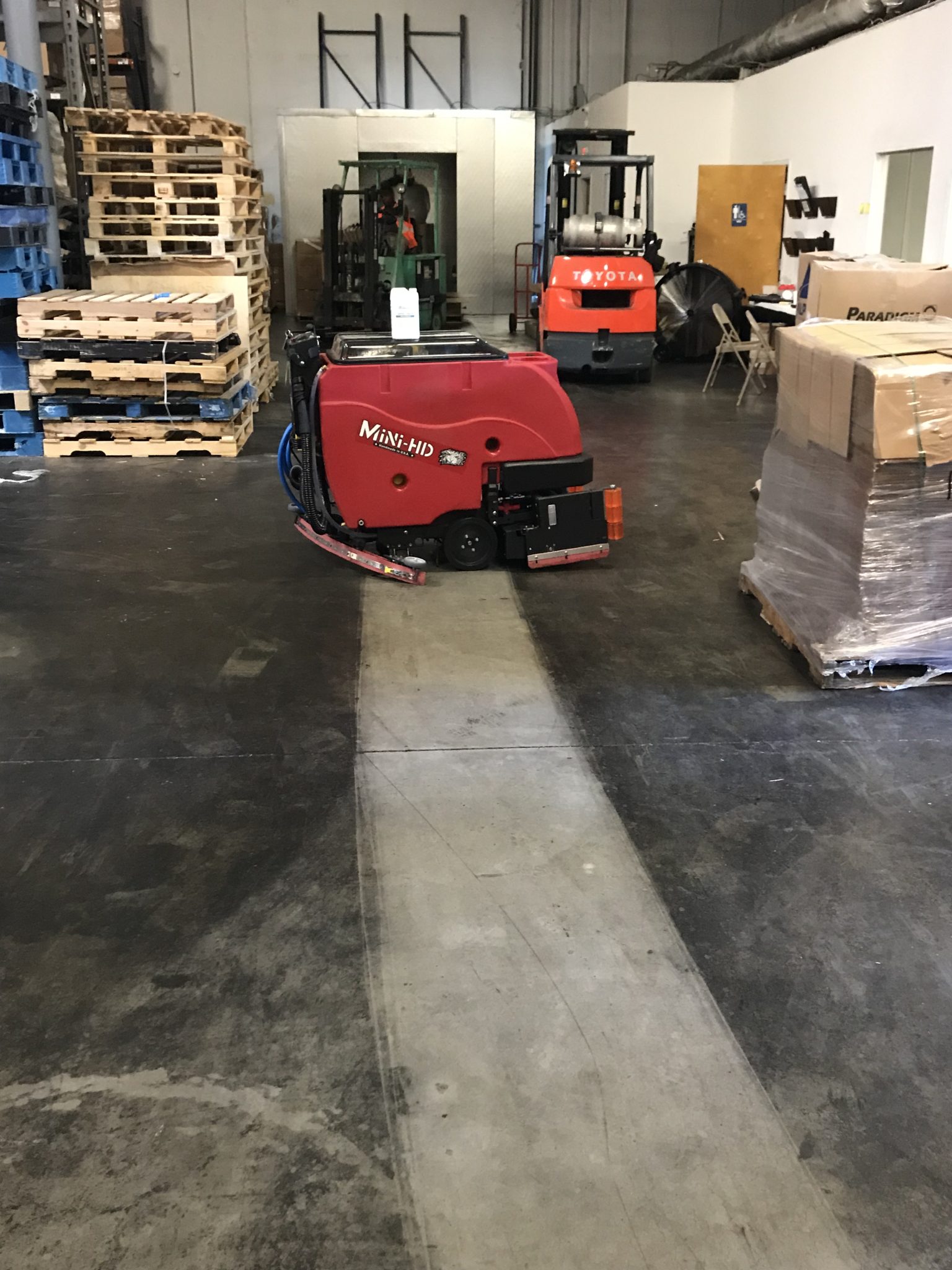 Floor Sweeper & Scrubber Rentals