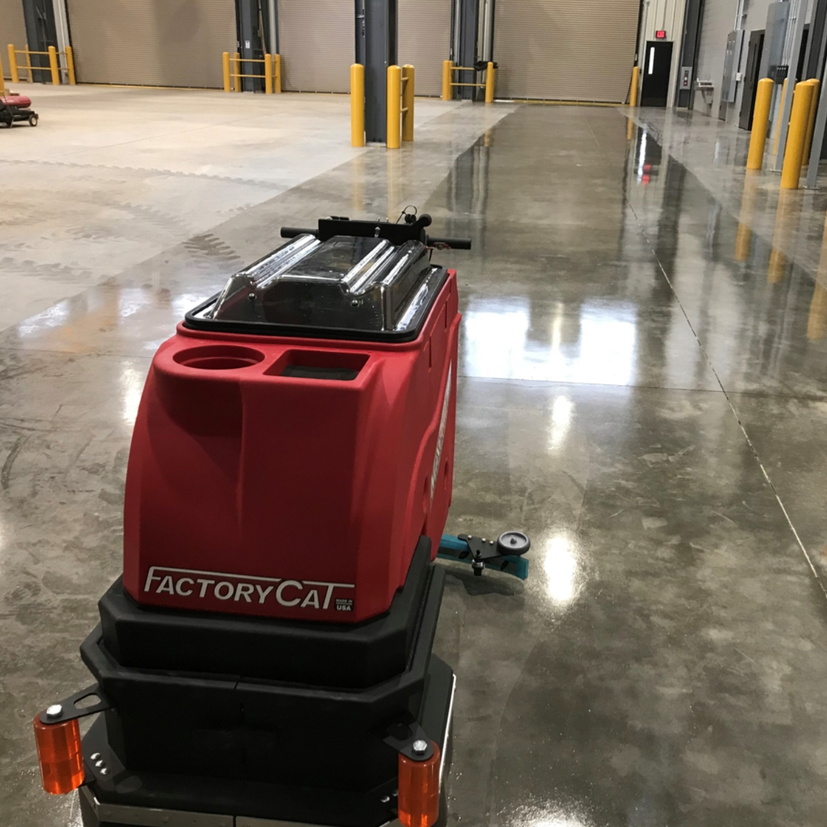 The MINI-HDWalk Behind Floor Scrubber comes equipped with a Traction drive which includes a powerful all-gear transaxle for climbing ramps and max operator ease.
